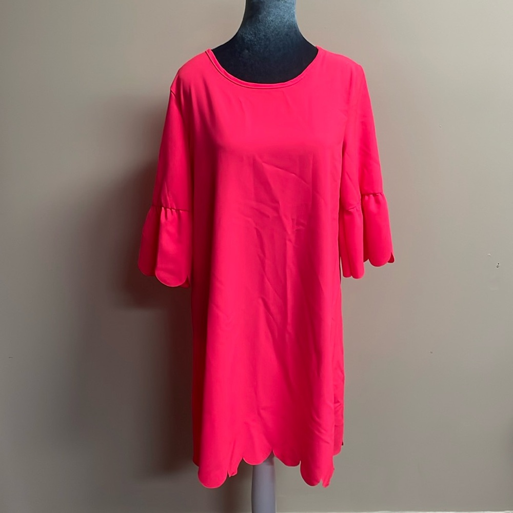 Coco + Main Coral Dress Size Medium